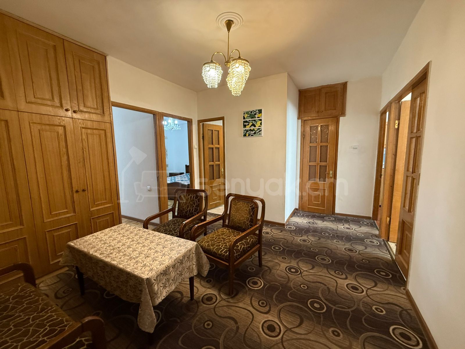 3 Սենյականոց Բնակարան, 94քմ, 9/9 հարկ, Նորմալ Վիճակում, Կահավորված, Արևկող