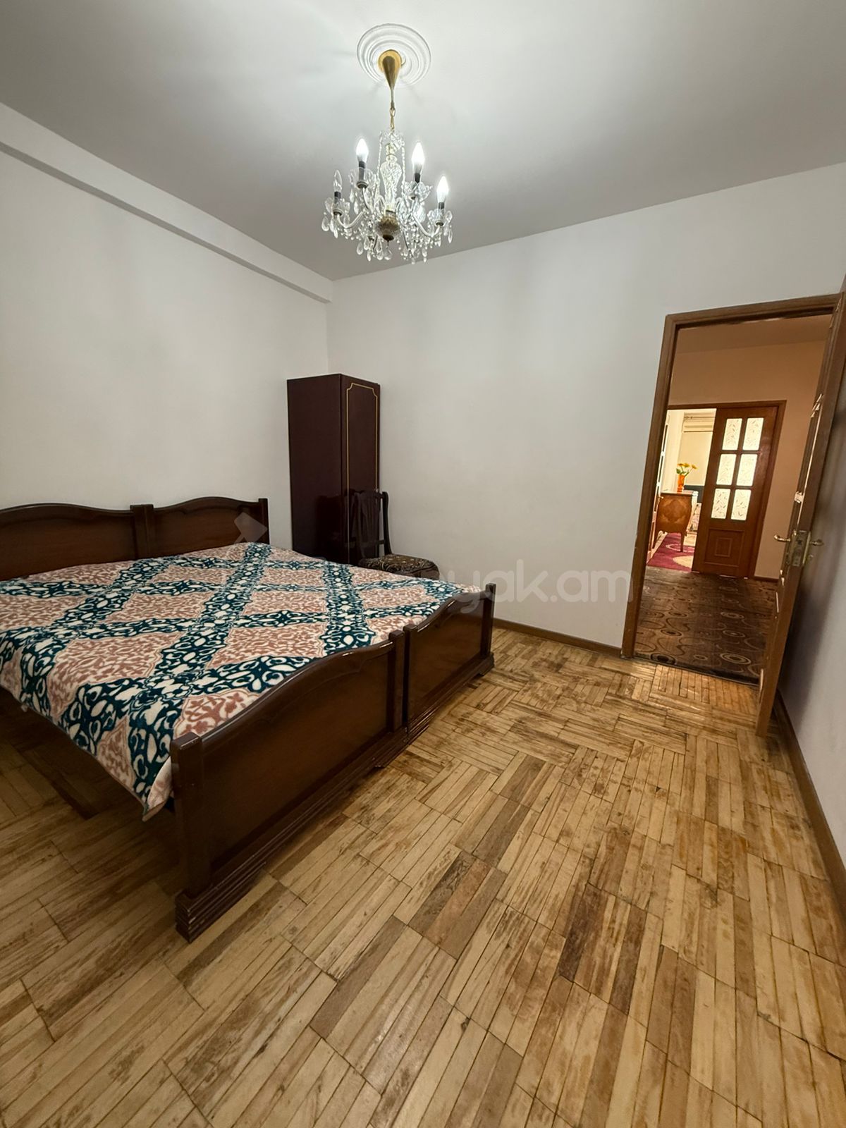 3 Սենյականոց Բնակարան, 94քմ, 9/9 հարկ, Նորմալ Վիճակում, Կահավորված, Արևկող