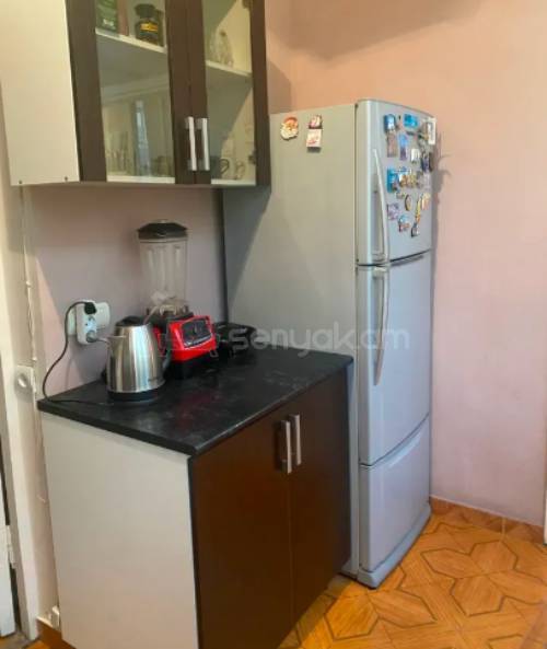 3 Սենյականոց Բնակարան Քարե Շենքում, 70քմ, 3/5 հարկ, Կապիտալ Վերանորոգված, Կահավորված, Արևկող