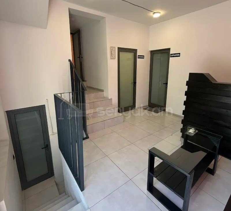 Օֆիսային Տարածք, 180քմ, Կապիտալ Վերանորոգված