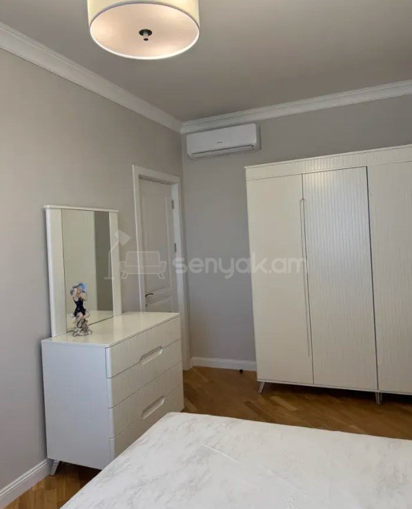 4 Սենյականոց Բնակարան Նորակառույցում, 120քմ, 15/17 հարկ, Կապիտալ Վերանորոգված, Կահավորված, Արևկող