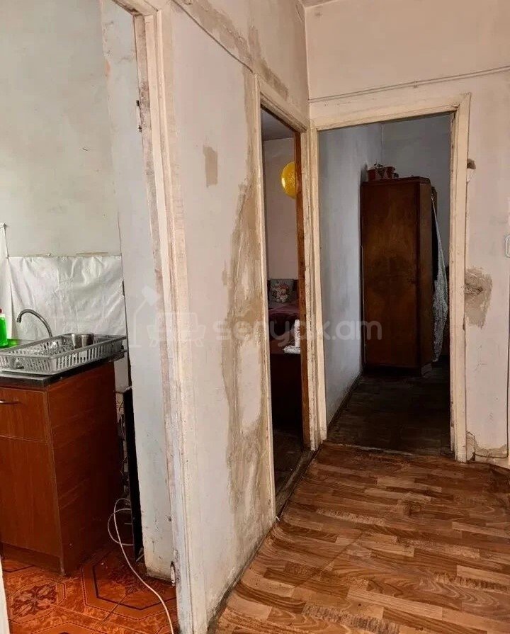 3 Սենյականոց Բնակարան, 86քմ, 11/16 հարկ, Պետական Վիճակում