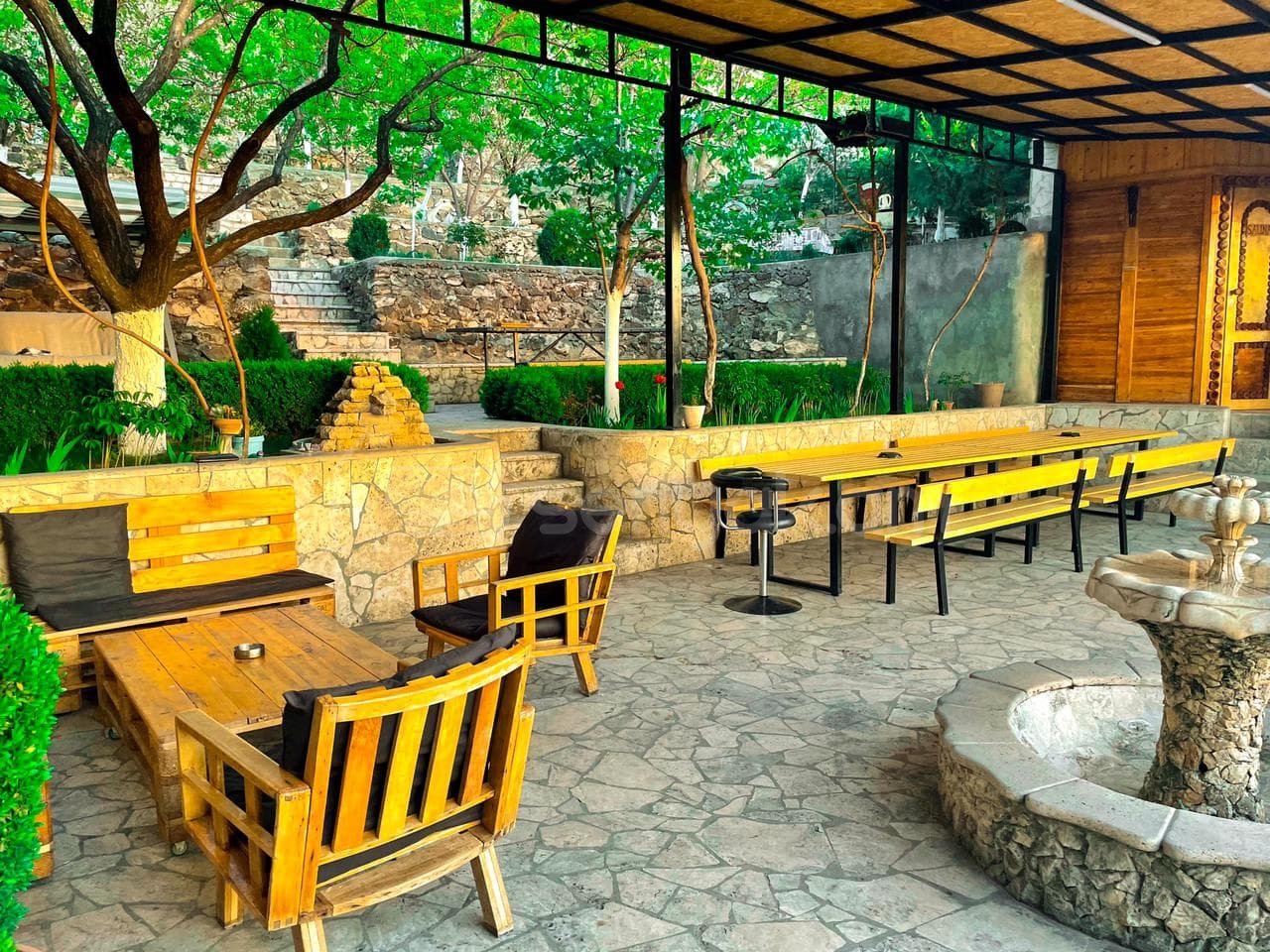 2 Սենյականոց Շքեղ Առանձնատուն, 900քմ, Լողավազանով