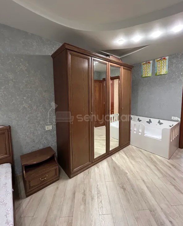 2 Սենյականոց Բնակարան, 70քմ, 2/9 հարկ, Կապիտալ Վերանորոգված, Կահավորված, Արևկող
