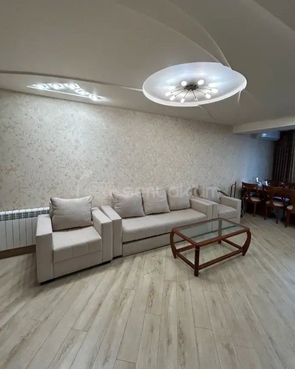 2 Սենյականոց Բնակարան, 70քմ, 2/9 հարկ, Կապիտալ Վերանորոգված, Կահավորված, Արևկող