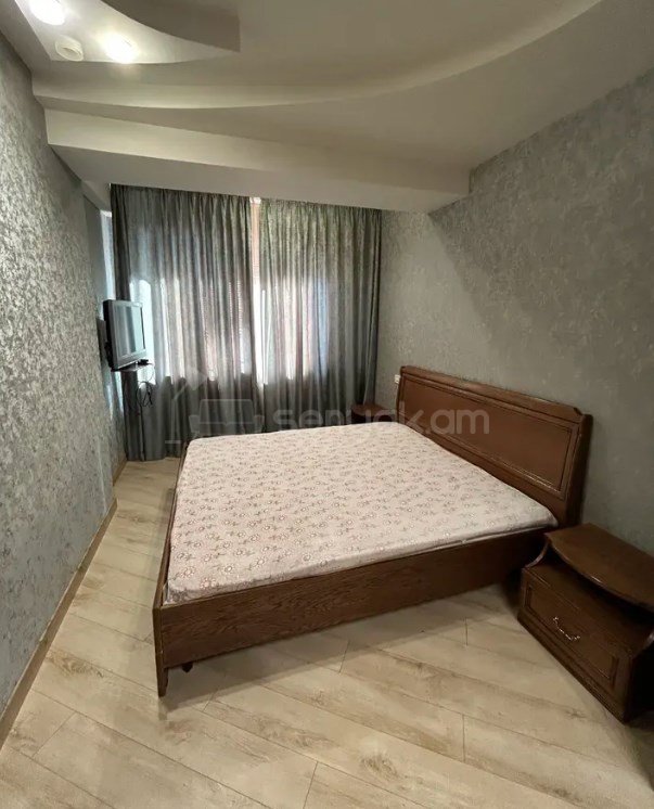 2 Սենյականոց Բնակարան, 70քմ, 2/9 հարկ, Կապիտալ Վերանորոգված, Կահավորված, Արևկող