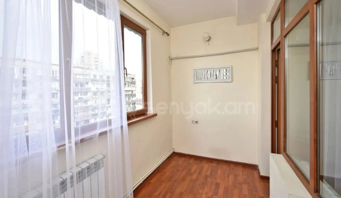 3 Սենյականոց Բնակարան, 73քմ, 9/9 հարկ, Կապիտալ Վերանորոգված, Կահավորված
