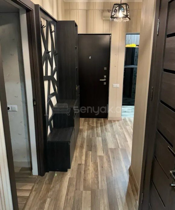 4 Սենյականոց Բնակարան, 81քմ, 6/9 հարկ, Դիզայներական Վերանորոգված, Կահավորված, Արևկող