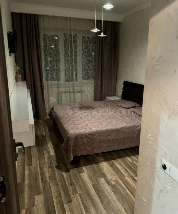 4 Սենյականոց Բնակարան, 81քմ, 6/9 հարկ, Դիզայներական Վերանորոգված, Կահավորված, Արևկող