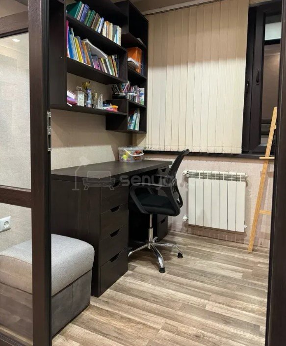 4 Սենյականոց Բնակարան, 81քմ, 6/9 հարկ, Դիզայներական Վերանորոգված, Կահավորված, Արևկող