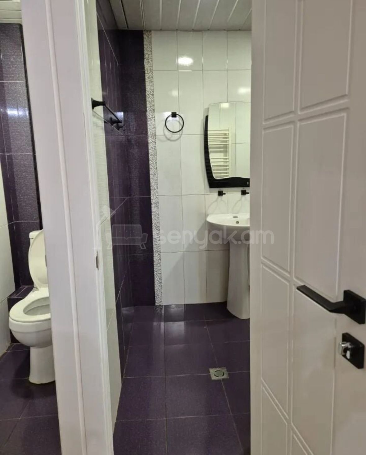 2 Սենյականոց Բնակարան Քարե Շենքում, 63քմ, 1/9 հարկ, Կապիտալ Վերանորոգված, Կահավորված, Արևկող