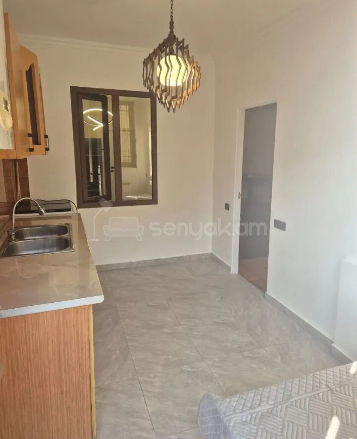 2 Սենյականոց Բնակարան Քարե Շենքում, 63քմ, 1/9 հարկ, Կապիտալ Վերանորոգված, Կահավորված, Արևկող
