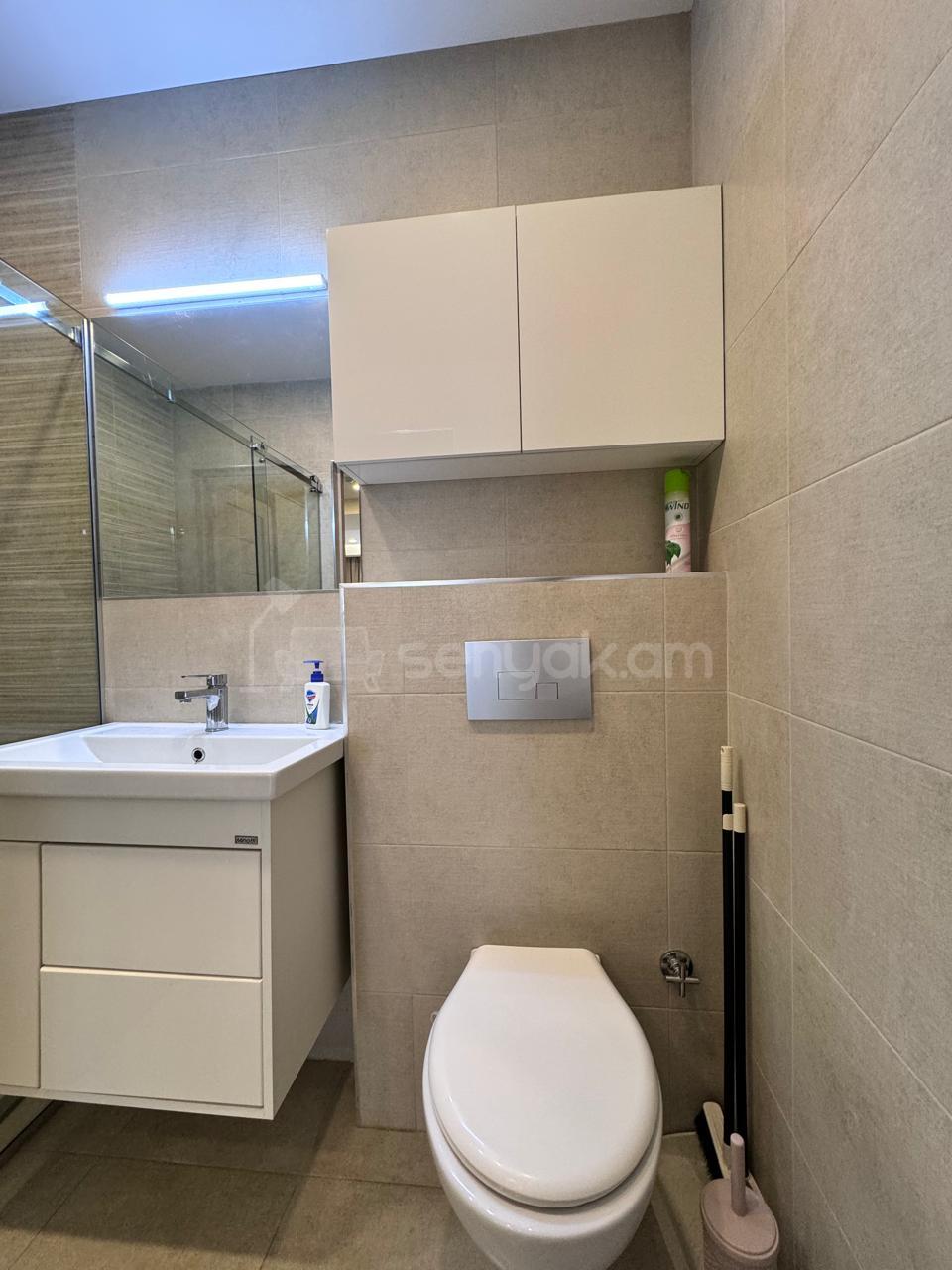 2 Սենյականոց Բնակարան, 56քմ, 12/16 հարկ, Դիզայներական Վերանորոգված, Կահավորված, Արևկող