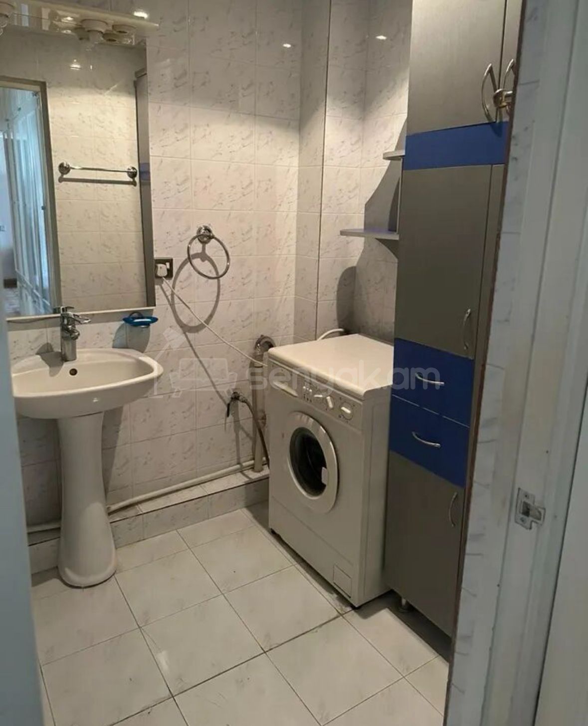 3 Սենյականոց Բնակարան Քարե Շենքում, 103քմ, 4/5 հարկ, Կոսմետիկ Վերանորոգված, Կահավորված, Արևկող