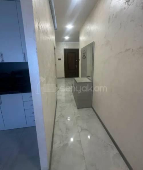 3 Սենյականոց Բնակարան, 78քմ, 12/16 հարկ, Կապիտալ Վերանորոգված, Կահավորված, Արևկող