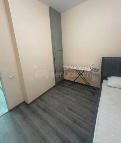 3 Սենյականոց Բնակարան, 78քմ, 12/16 հարկ, Կապիտալ Վերանորոգված, Կահավորված, Արևկող
