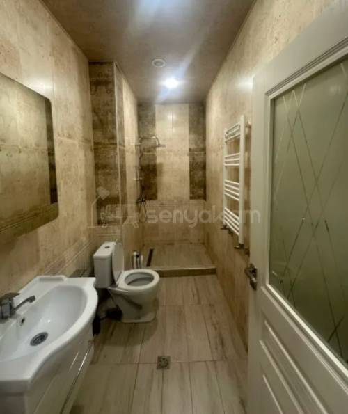 3 Սենյականոց Բնակարան, 78քմ, 12/16 հարկ, Կապիտալ Վերանորոգված, Կահավորված, Արևկող