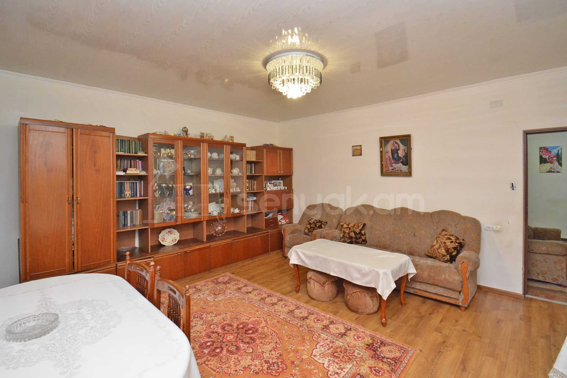 8 Սենյականոց Սեփական Տուն, 323քմ, Կապիտալ Վերանորոգված