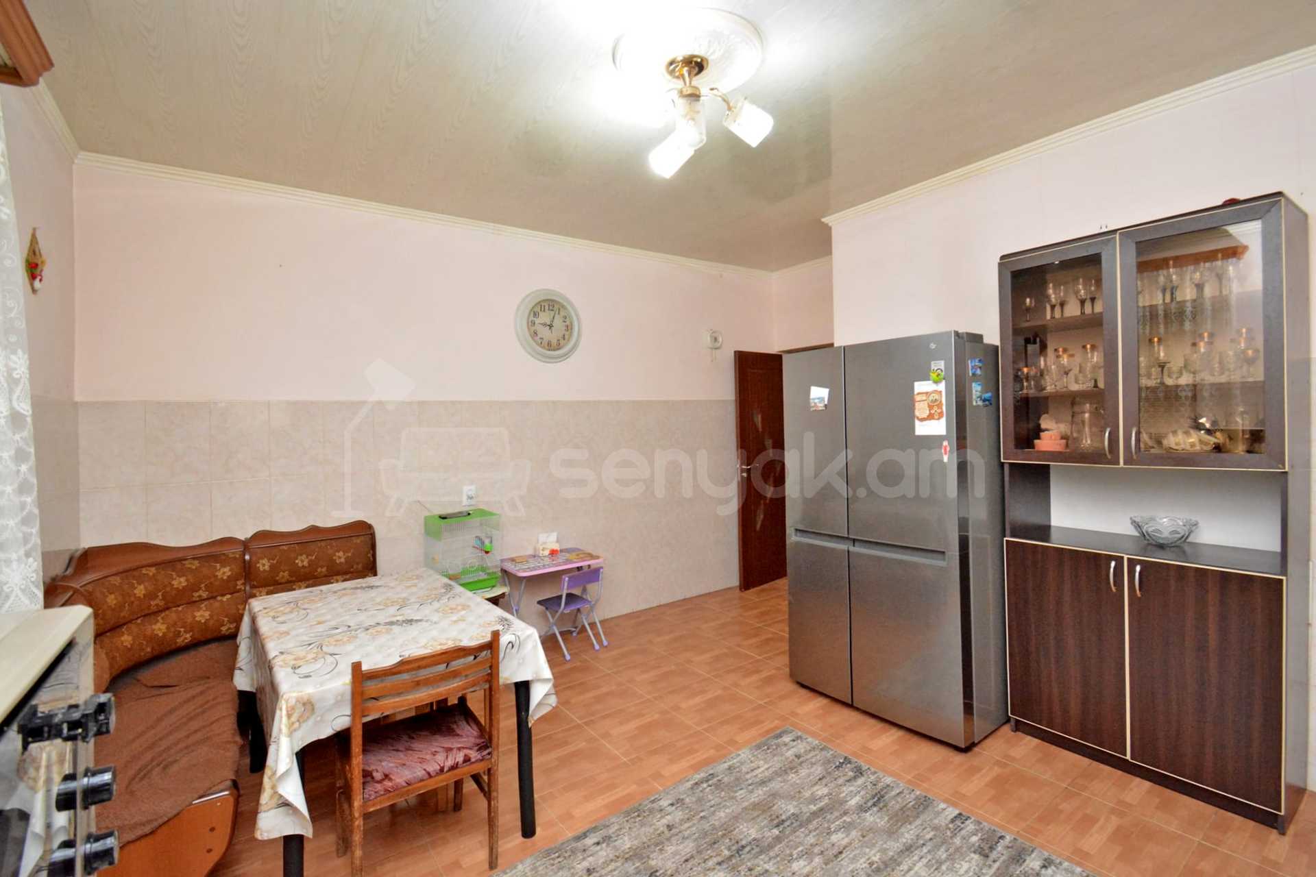 8 Սենյականոց Սեփական Տուն, 323քմ, Կապիտալ Վերանորոգված