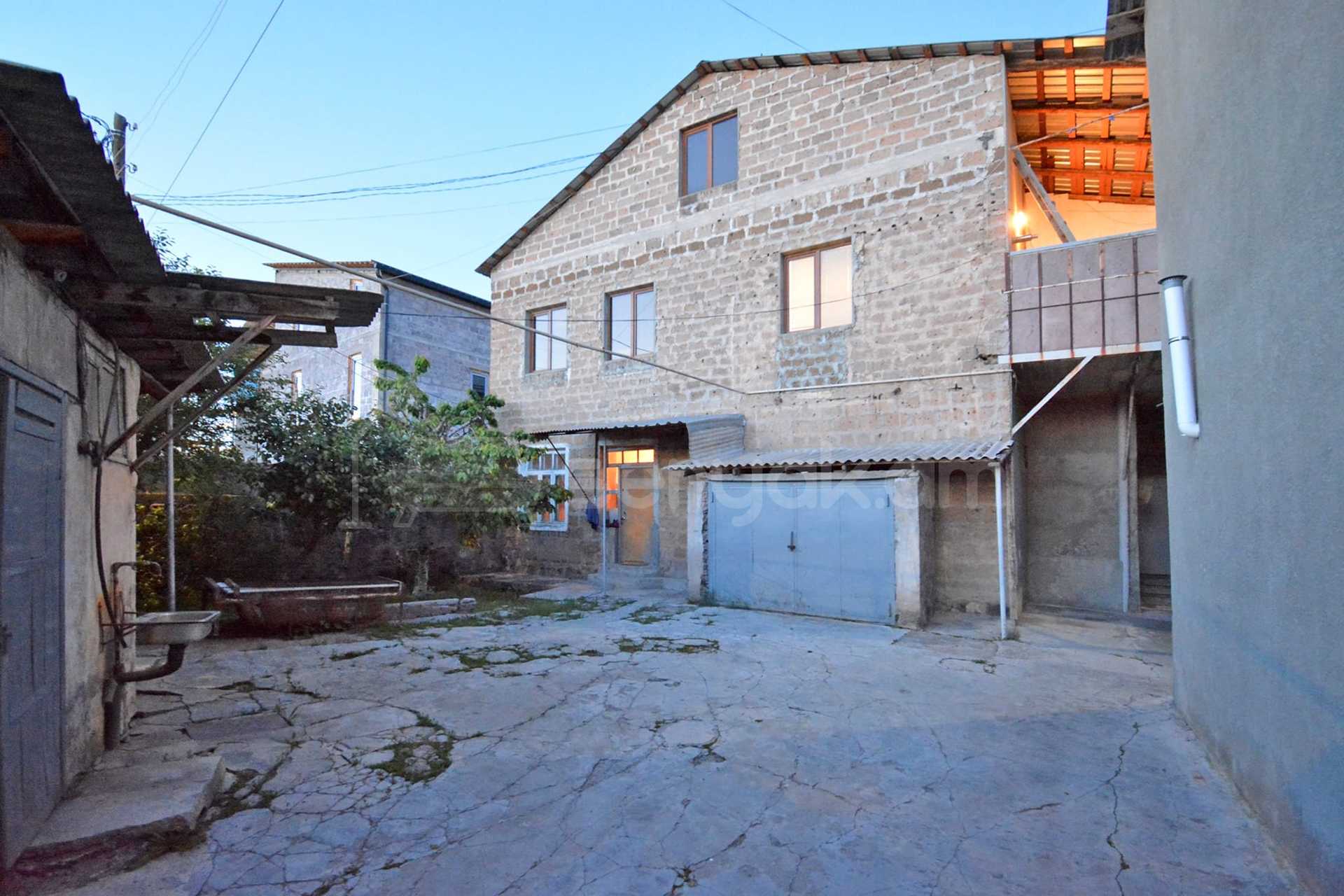 8 Սենյականոց Սեփական Տուն, 323քմ, Կապիտալ Վերանորոգված