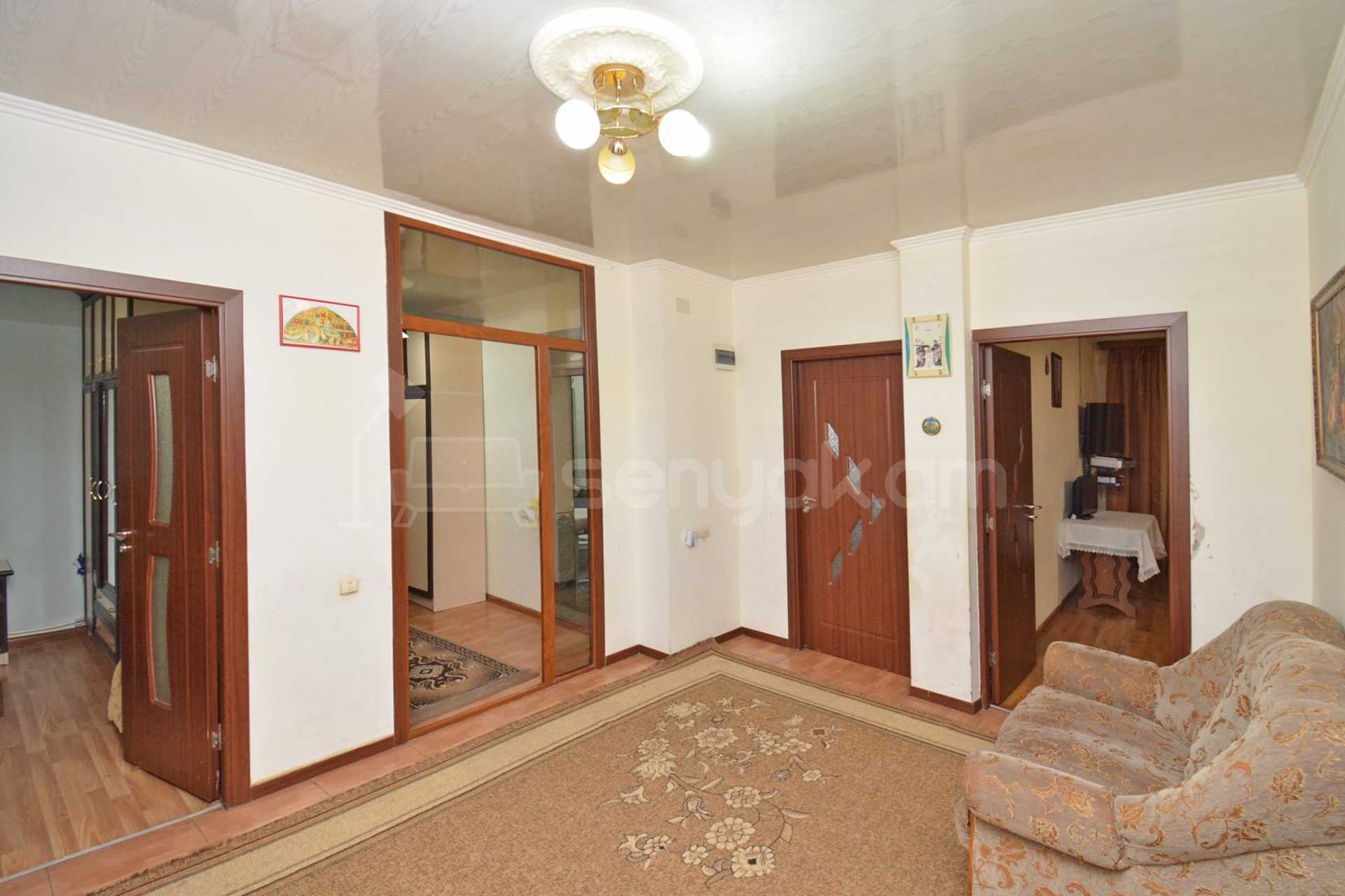 8 Սենյականոց Սեփական Տուն, 323քմ, Կապիտալ Վերանորոգված