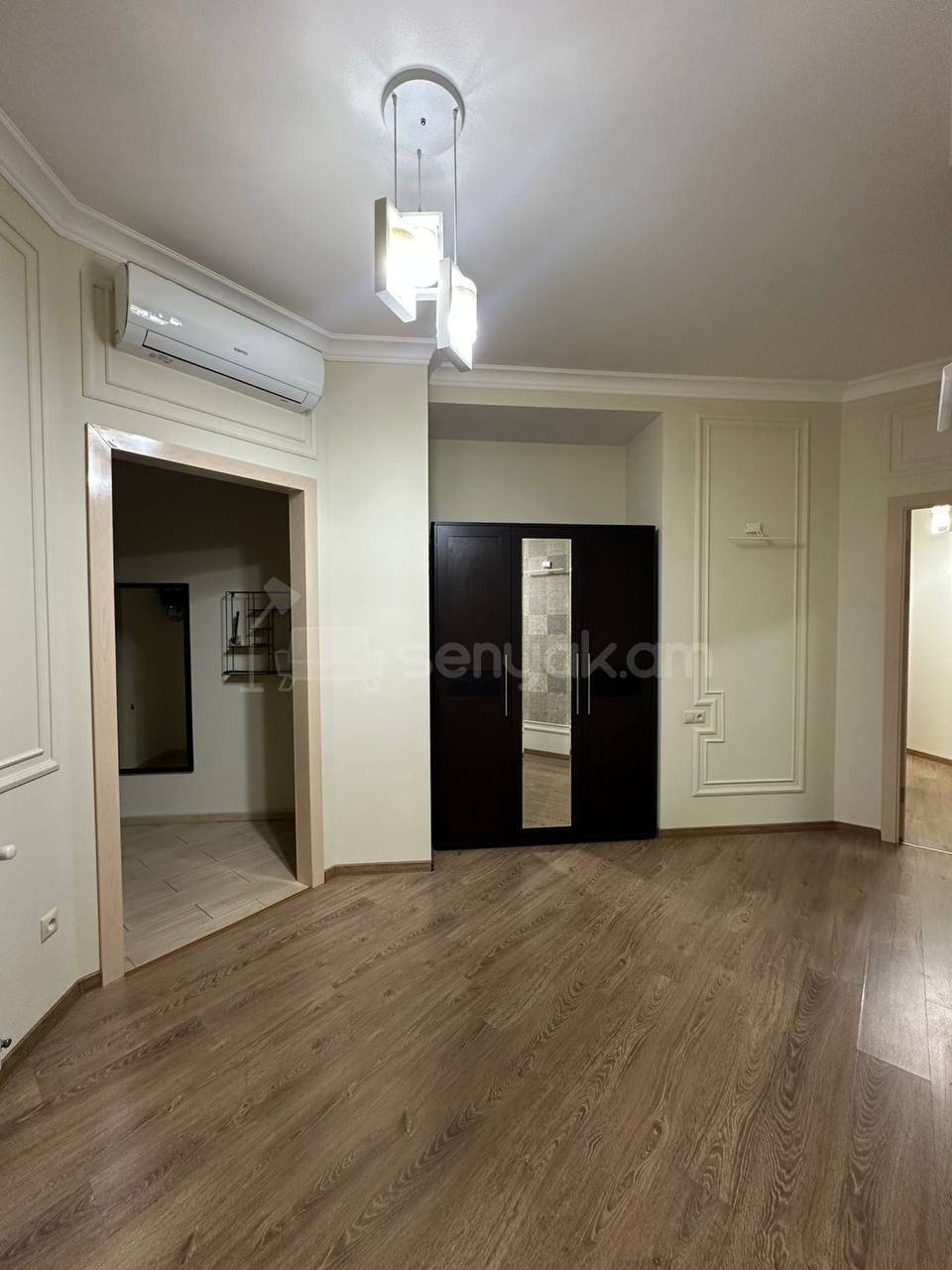 4 Սենյականոց Բնակարան Նորակառույցում, 144քմ, 1/6 հարկ, Կապիտալ Վերանորոգված, Կահավորված, Արևկող