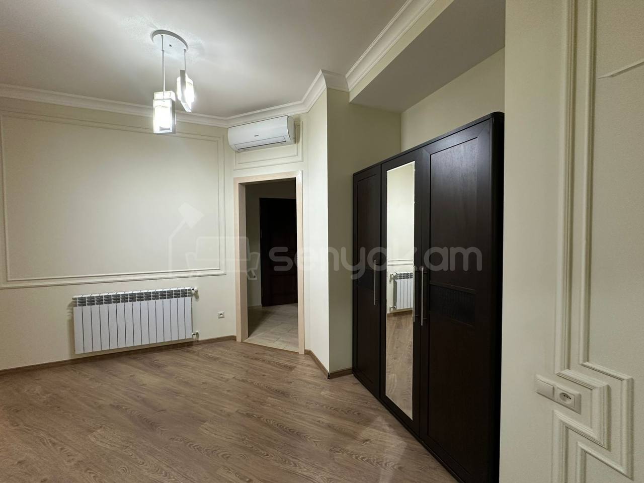 4 Սենյականոց Բնակարան Նորակառույցում, 144քմ, 1/6 հարկ, Կապիտալ Վերանորոգված, Կահավորված, Արևկող