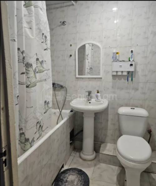 1 Սենյականոց Բնակարան, 42քմ, 6/9 հարկ, Կոսմետիկ Վերանորոգված