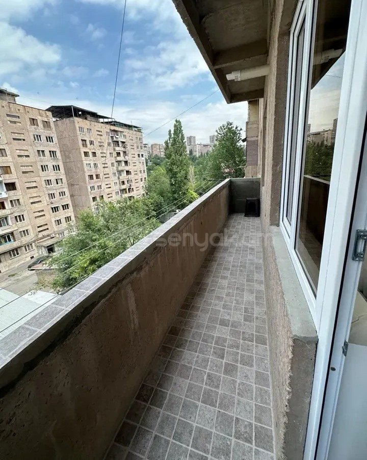 2 Սենյականոց Բնակարան, 45քմ, 5/9 հարկ, Կապիտալ Վերանորոգված