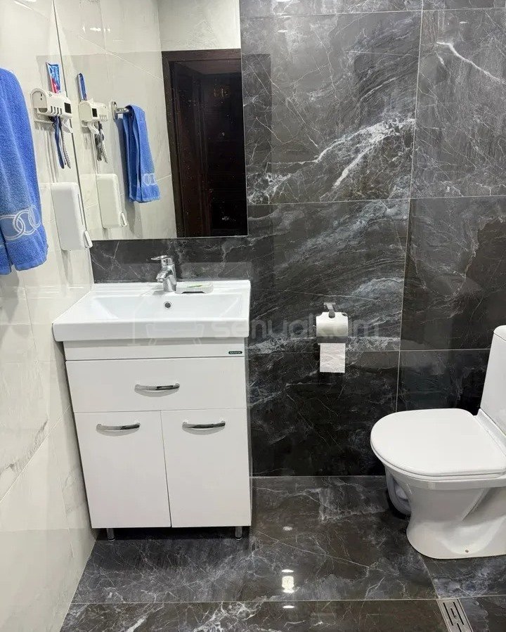2 Սենյականոց Բնակարան, 43քմ, 5/9 հարկ, Դիզայներական Վերանորոգված