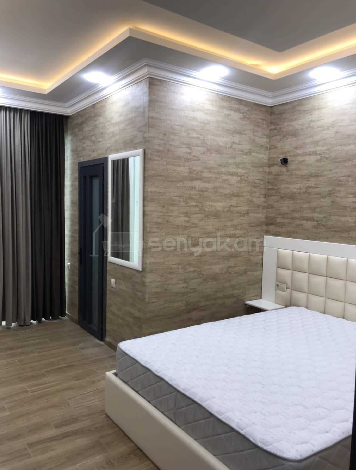 8 Սենյականոց Շքեղ Առանձնատուն, 400քմ, Լողավազանով