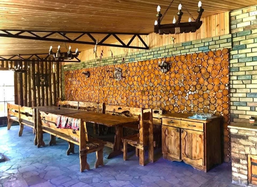 8 Սենյականոց Շքեղ Առանձնատուն, 400քմ, Լողավազանով