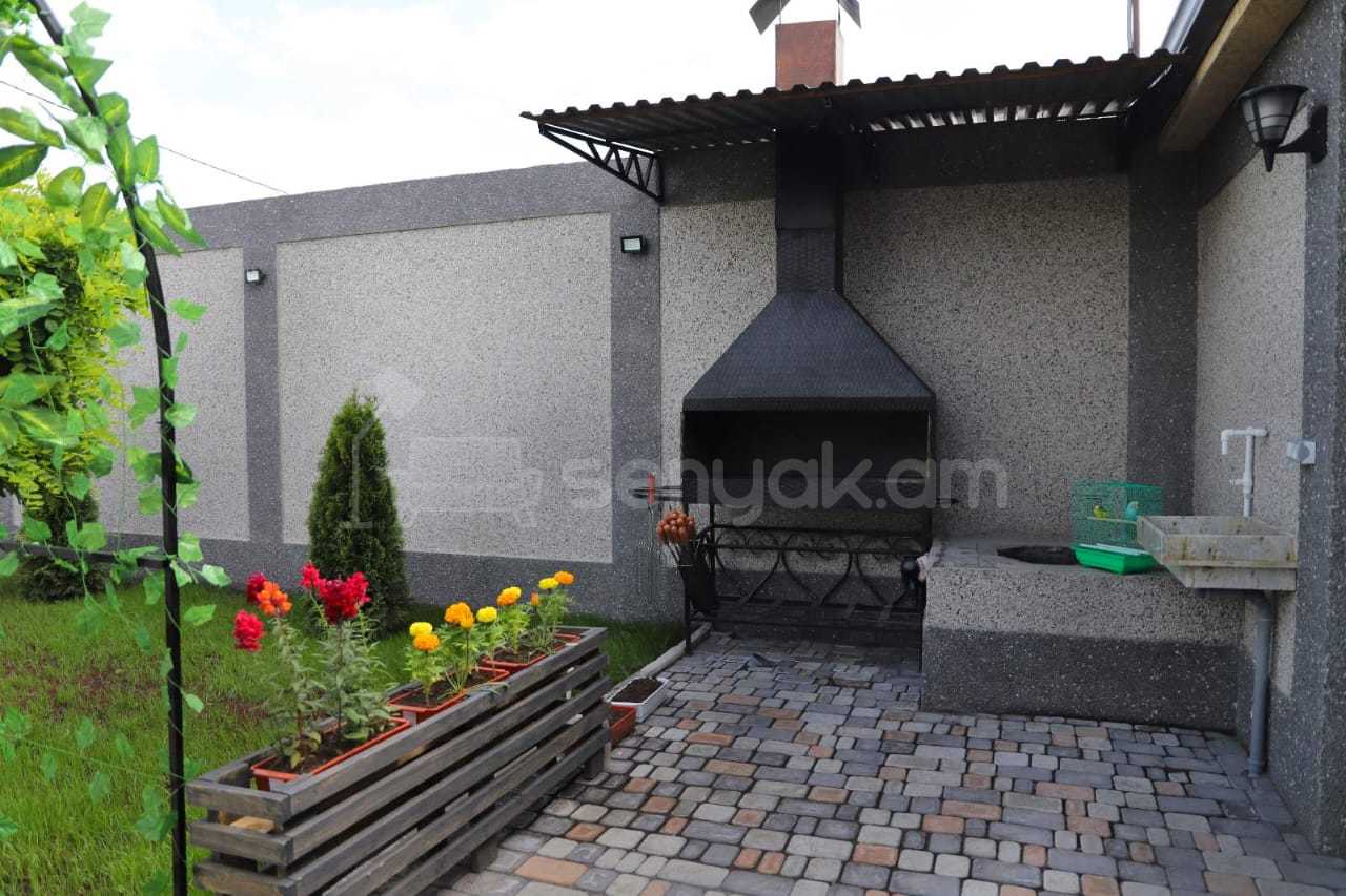 4 Սենյականոց Շքեղ Առանձնատուն, 150քմ, Լողավազանով