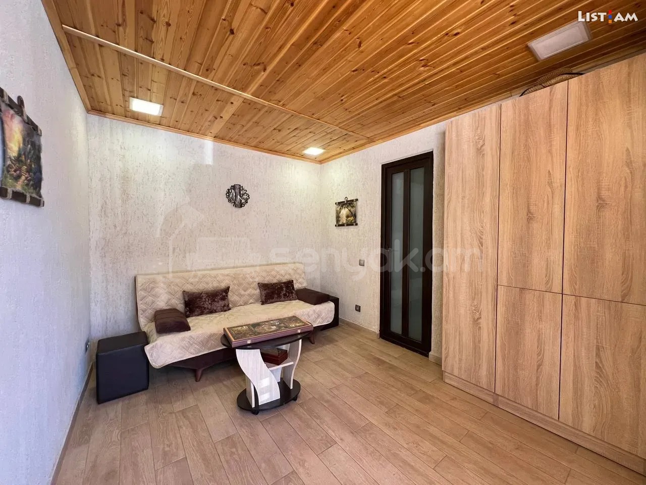 1 Սենյականոց Շքեղ Առանձնատուն, 200քմ, Լողավազանով