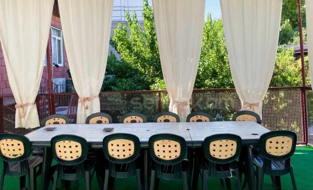 5 Սենյականոց Շքեղ Առանձնատուն, 200քմ, Լողավազանով