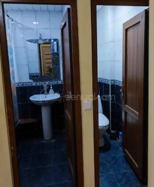 4 Սենյականոց Բնակարան Քարե Շենքում, 98քմ, 1/5 հարկ, Կոսմետիկ Վերանորոգված