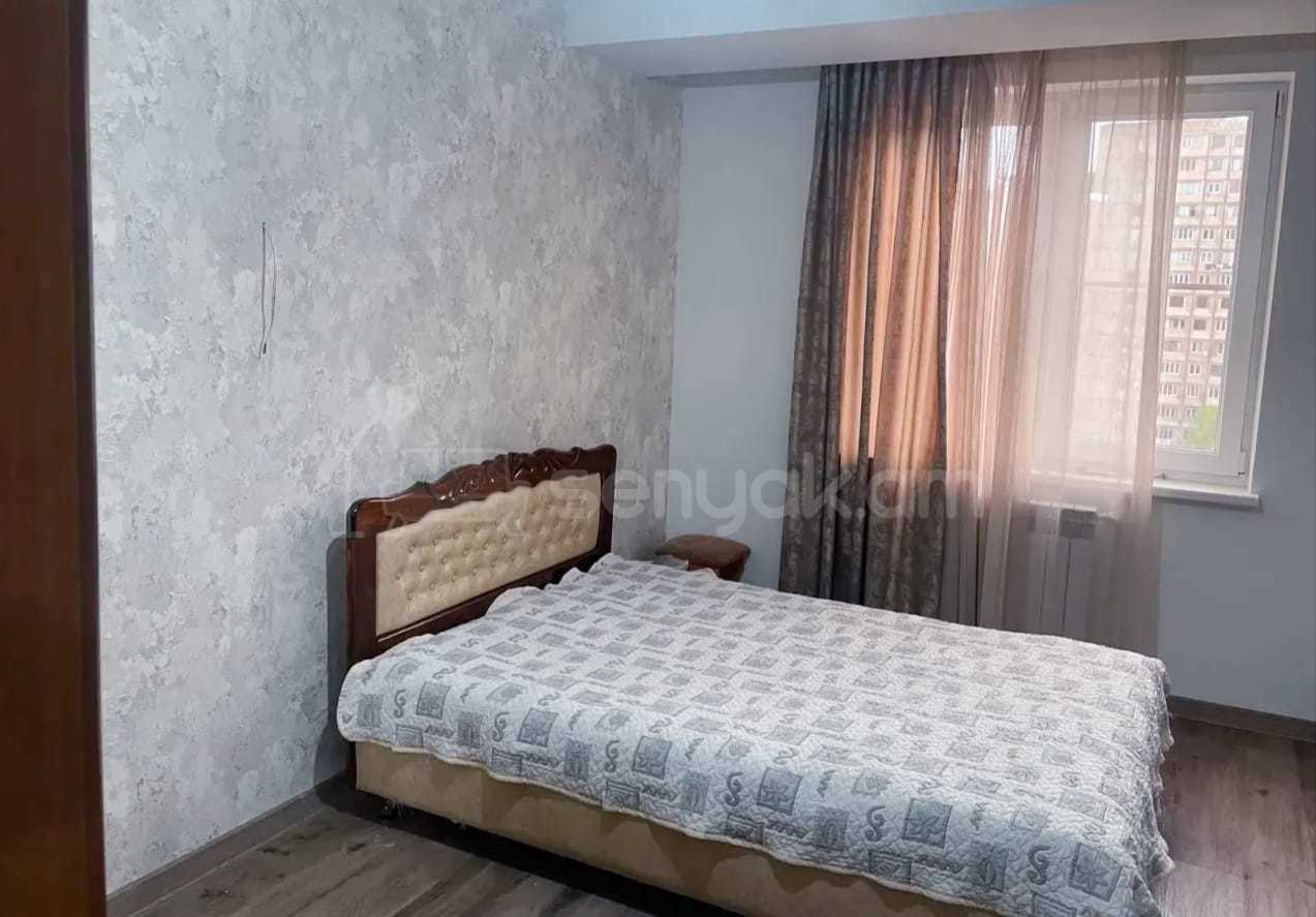3 Սենյականոց Բնակարան, 68քմ, 8/14 հարկ, Նորմալ Վիճակում, Կահավորված