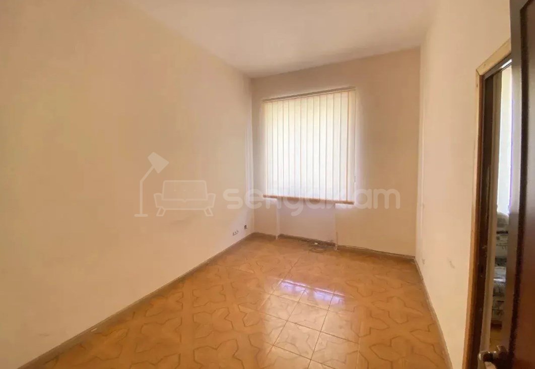Օֆիսային Տարածք, 350քմ, Կապիտալ Վերանորոգված