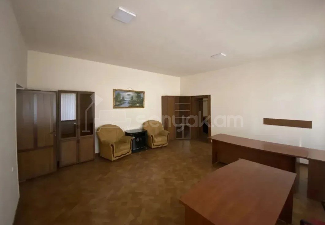 Օֆիսային Տարածք, 350քմ, Կապիտալ Վերանորոգված