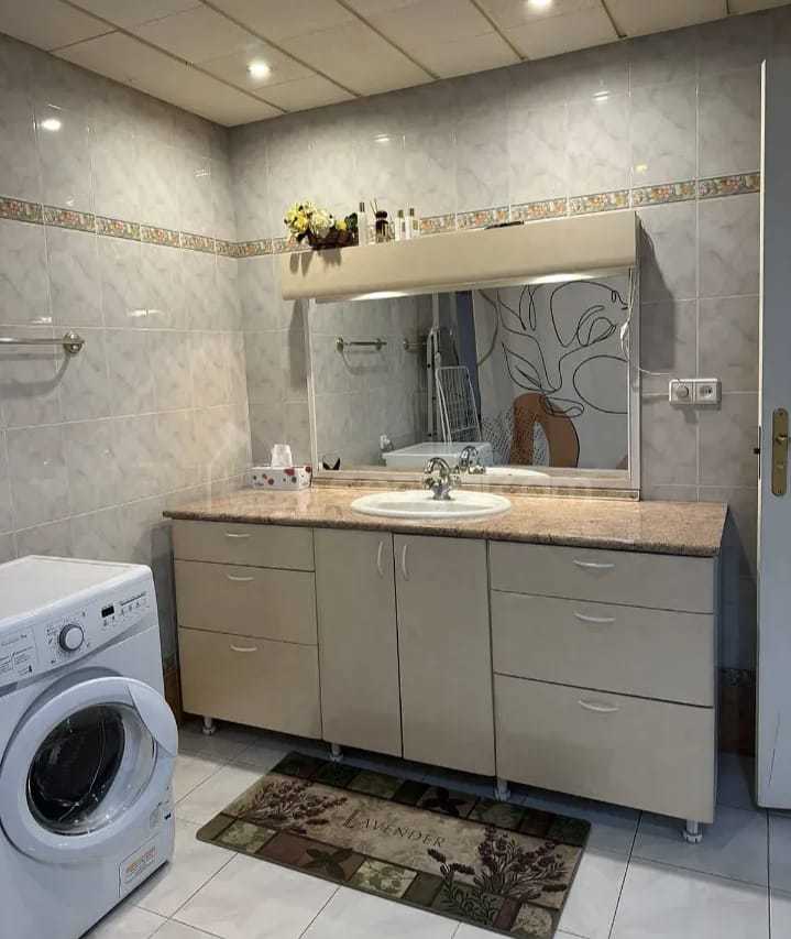 2 Սենյականոց Բնակարան, 53քմ, 4/9 հարկ, Նորմալ Վիճակում, Կահավորված