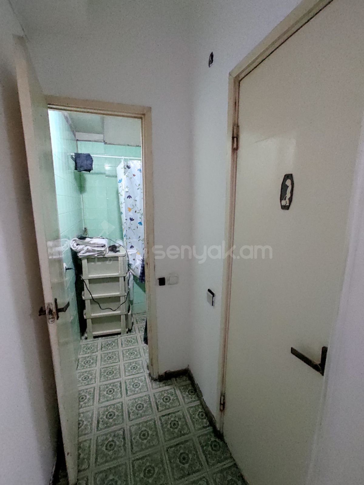 4 Սենյականոց Բնակարան, 90քմ, 8/9 հարկ, Նորմալ Վիճակում