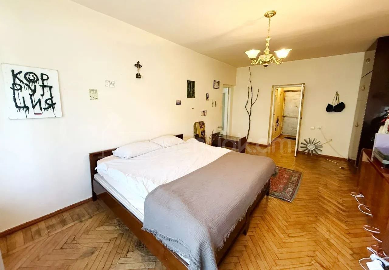 2 Սենյականոց Բնակարան Քարե Շենքում, 55քմ, 6/7 հարկ, Նորմալ Վիճակում