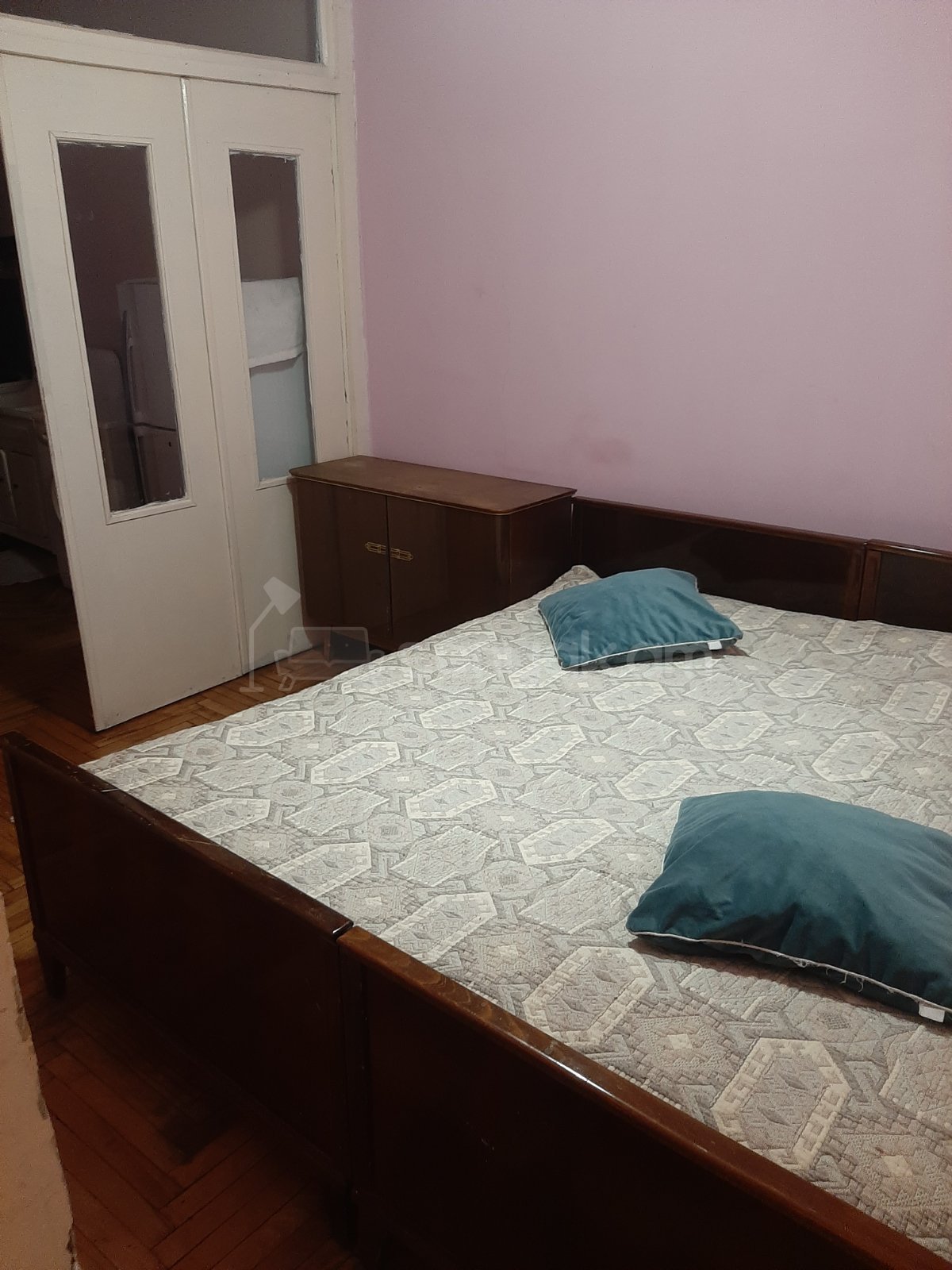 2 Սենյականոց Բնակարան Քարե Շենքում, 55քմ, 6/7 հարկ, Նորմալ Վիճակում
