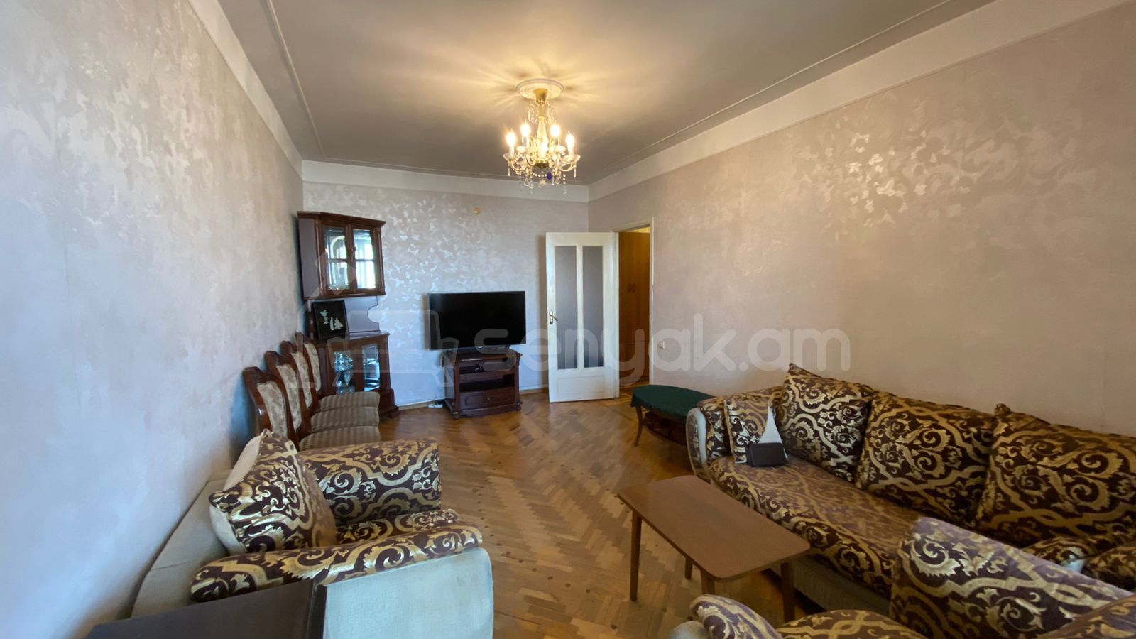 2 Սենյականոց Բնակարան Քարե Շենքում, 60քմ, 5/5 հարկ, Կոսմետիկ Վերանորոգված