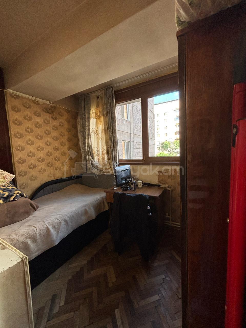 3 Սենյականոց Բնակարան, 64քմ, 3/9 հարկ, Նորմալ Վիճակում