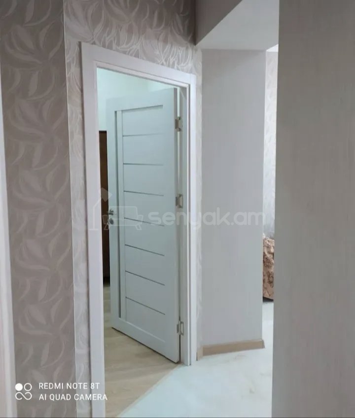 2 Սենյականոց Բնակարան Քարե Շենքում, 50քմ, 1/1 հարկ, Նորմալ Վիճակում, Կահավորված