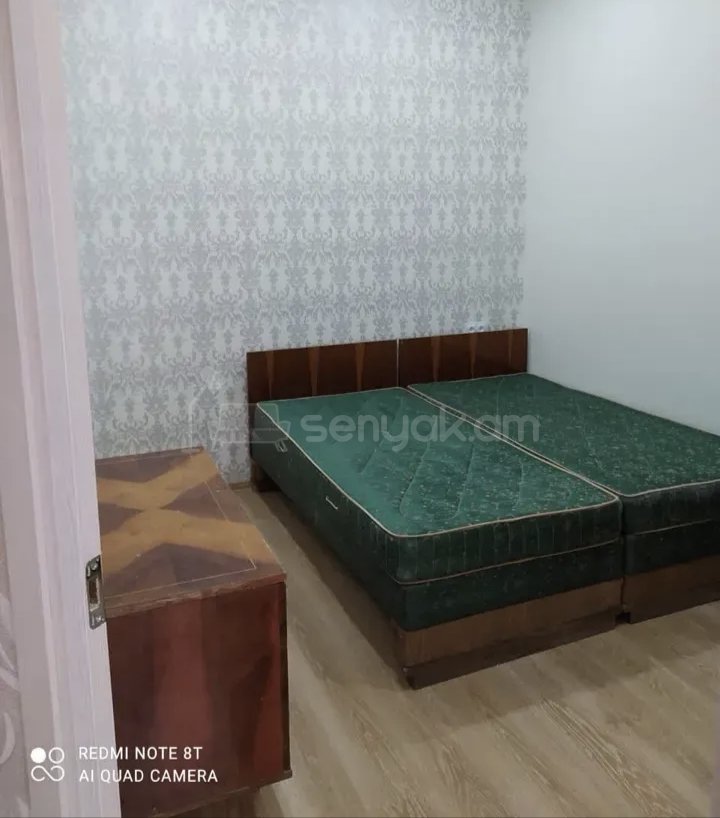 2 Սենյականոց Բնակարան Քարե Շենքում, 50քմ, 1/1 հարկ, Նորմալ Վիճակում, Կահավորված