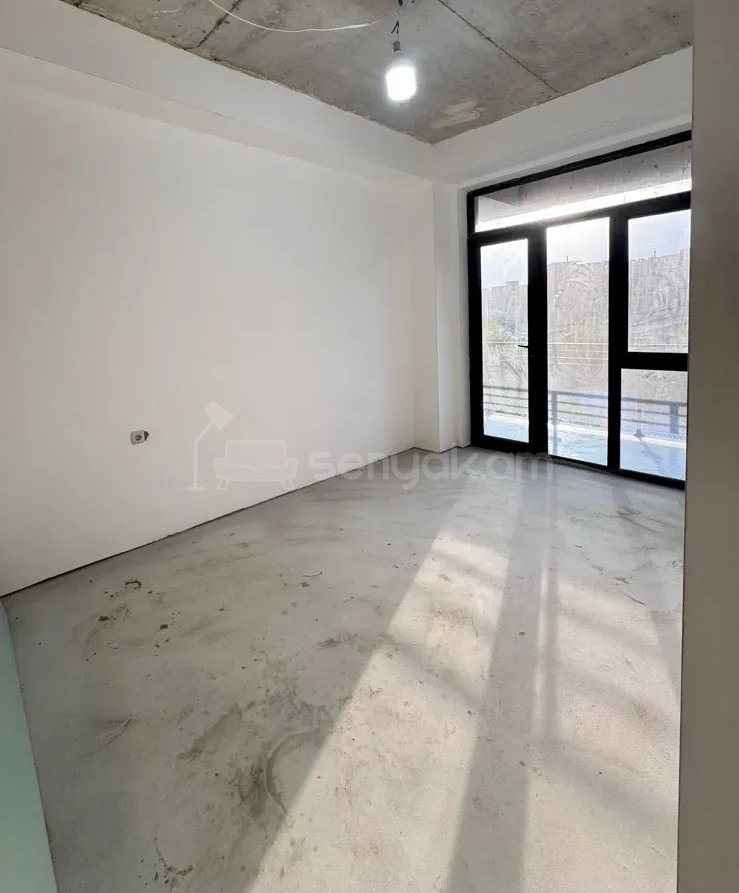 3 Սենյականոց Բնակարան, 91քմ, 3/5 հարկ, Կապիտալ Վերանորոգված