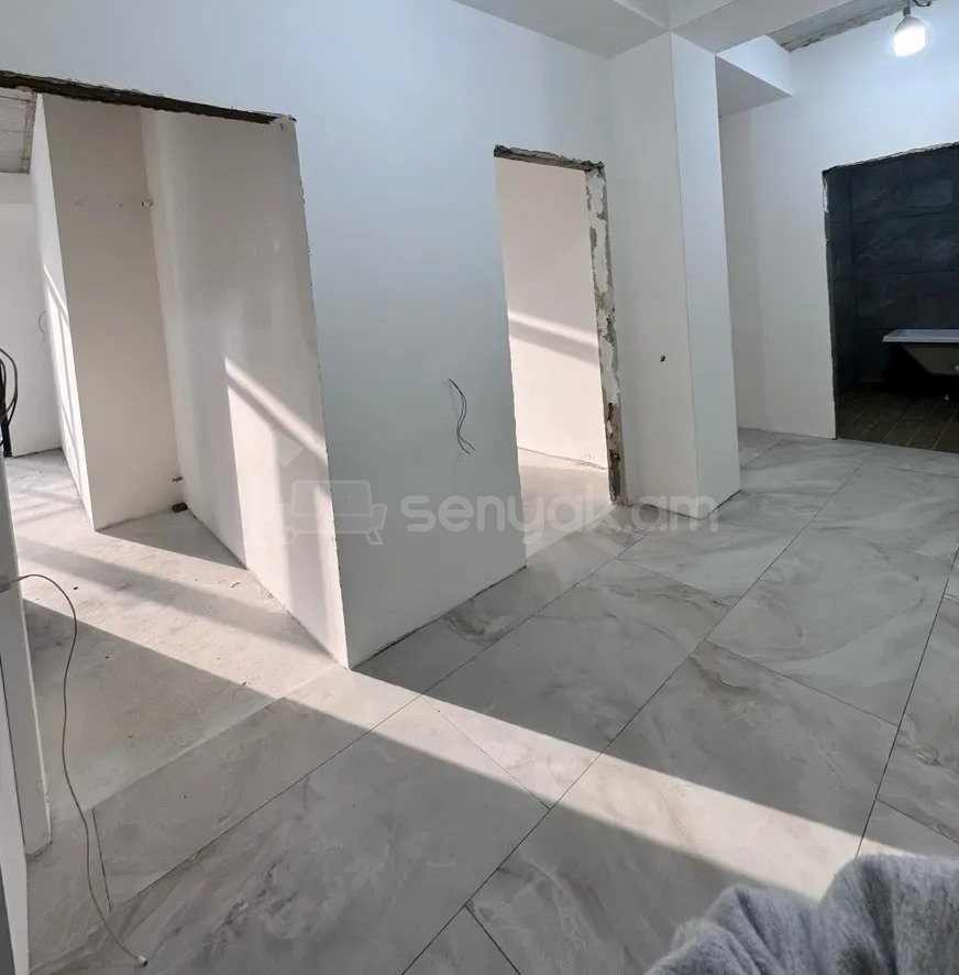3 Սենյականոց Բնակարան, 91քմ, 3/5 հարկ, Կապիտալ Վերանորոգված
