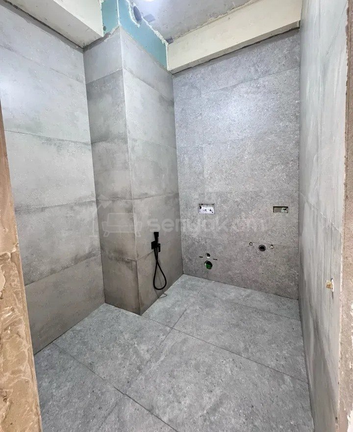 3 Սենյականոց Բնակարան, 91քմ, 3/5 հարկ, Կապիտալ Վերանորոգված